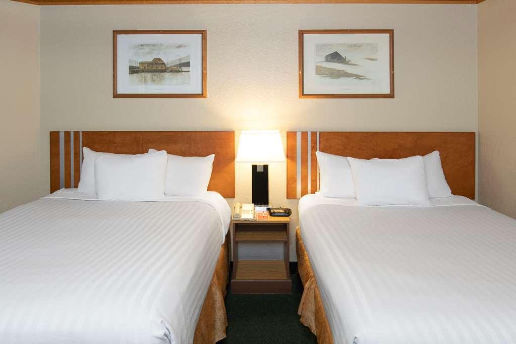 Econo Lodge Inn & Suites Medicine Hat Quarto foto