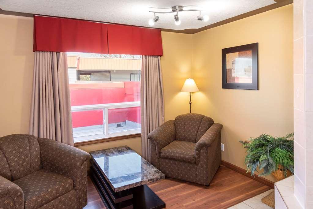 Econo Lodge Inn & Suites Medicine Hat Quarto foto